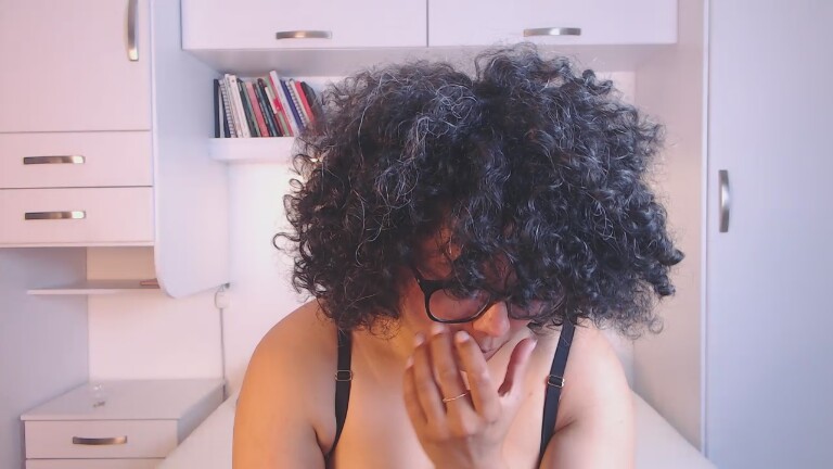 MartinaRuis's Streamate show and profile