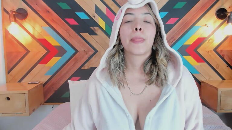 CelesteRiioz's Streamate show and profile