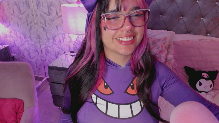 MaddieWaves's Streamate show and profile