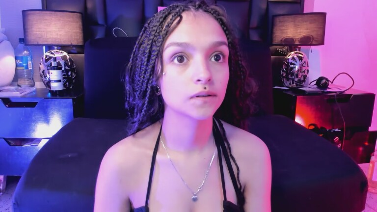 MarietteJones's Streamate show and profile