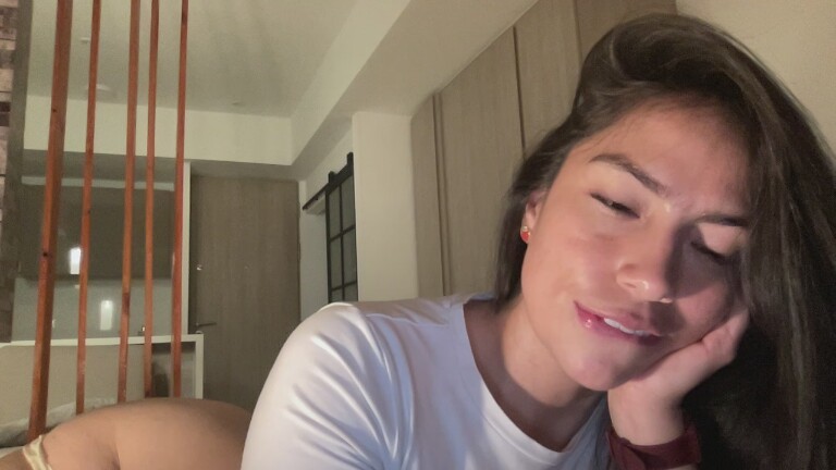 Bellasmmith's Streamate show and profile