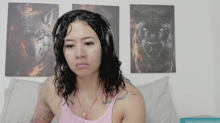 AngelMartins's Streamate show and profile