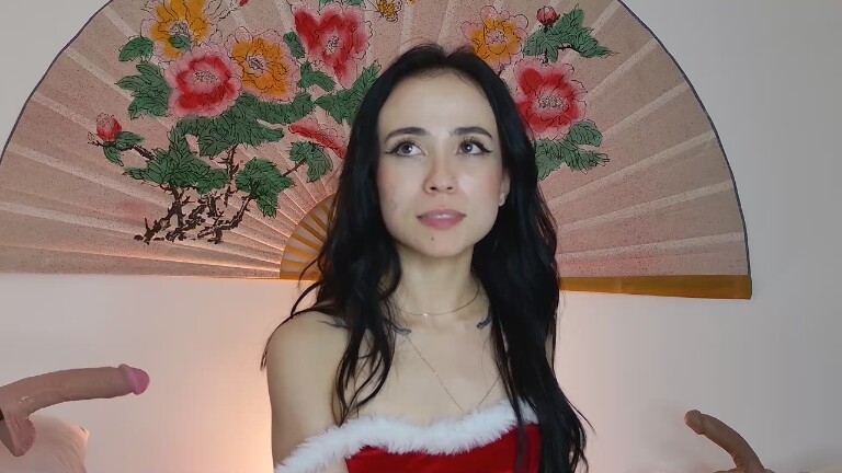 SweetSara33's Streamate show and profile