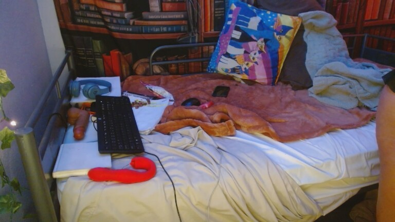 VegaVyxen_22's Streamate show and profile