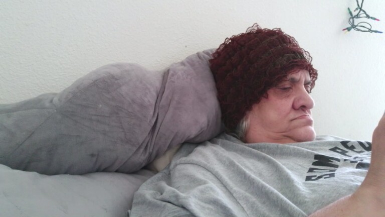 GrannyHugeBoobs's Streamate show and profile