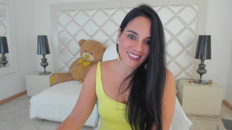 mia_sweetie's Streamate show and profile