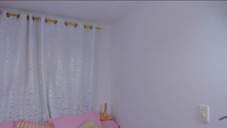 Lorievans20's Streamate show and profile