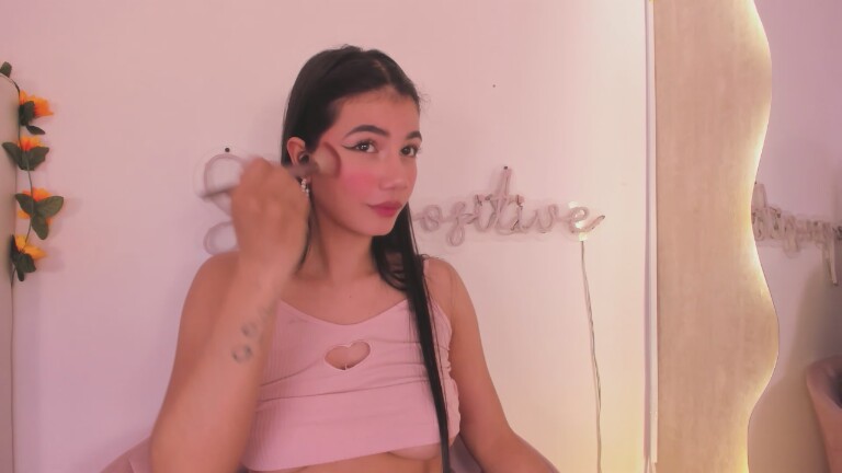 pikayle's Streamate show and profile