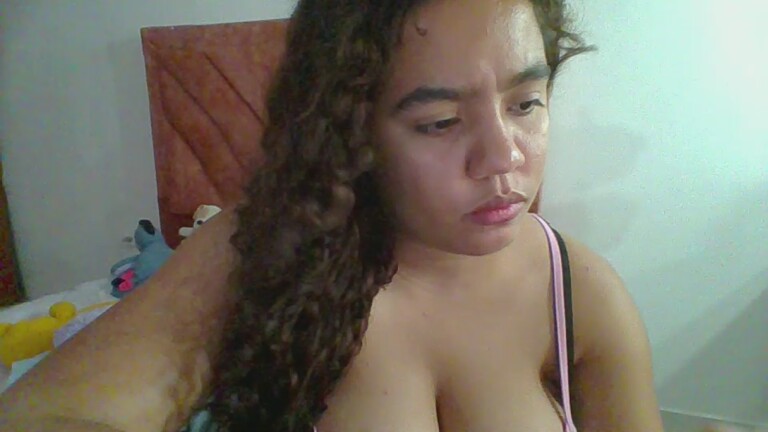 Lauradani's Streamate show and profile