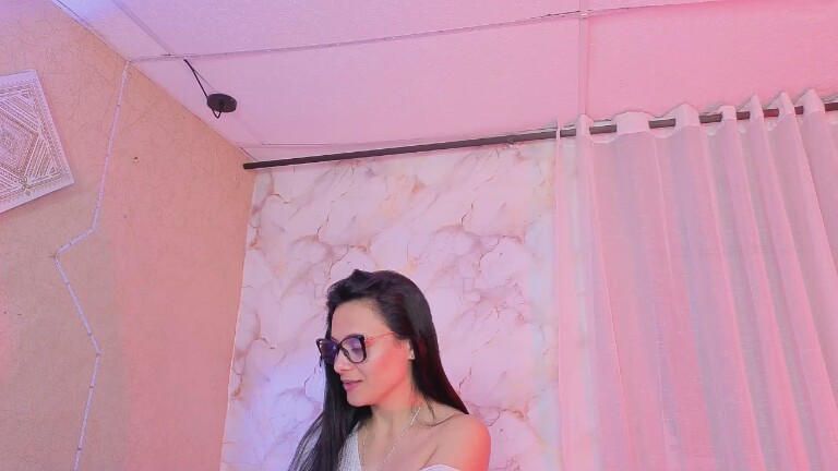 SexyKelany's Streamate show and profile