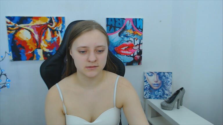 ArinaBelly's Streamate show and profile