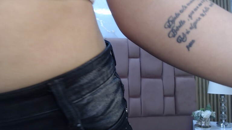 LizzyOwel's Streamate show and profile