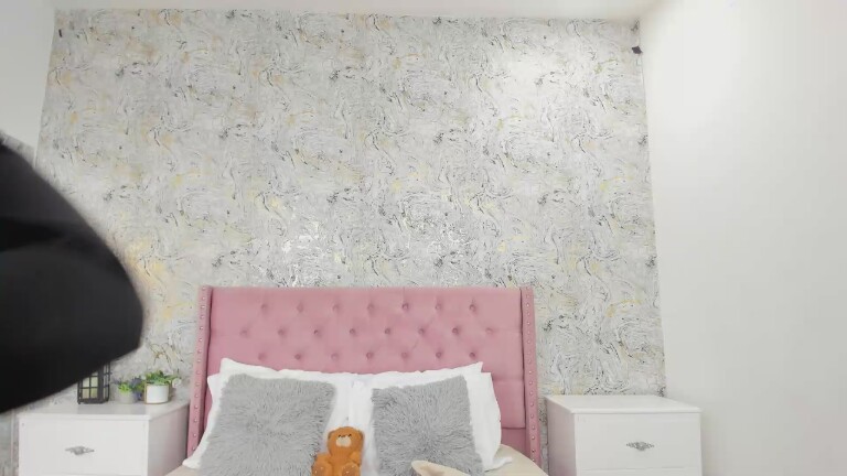 ChanelBrandd's Streamate show and profile