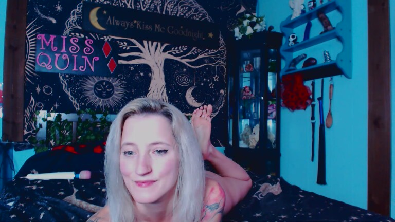 MissQuinCam's Streamate show and profile