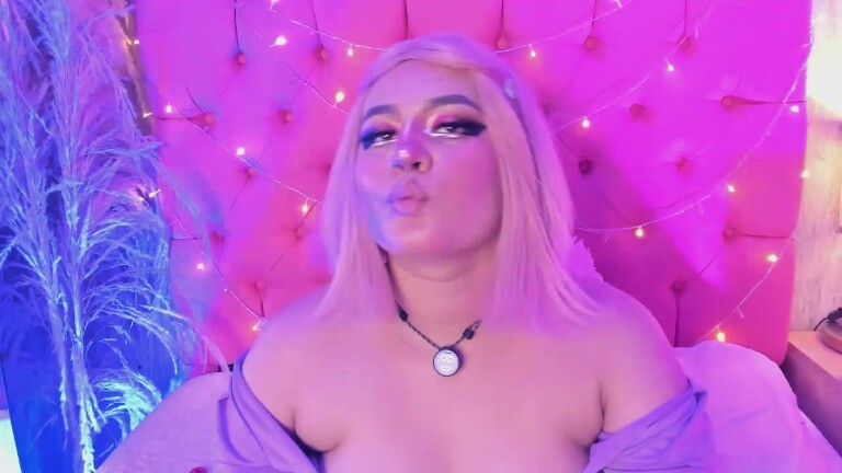 SakuraDilucas's Streamate show and profile