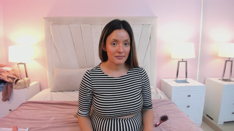 CynthiaMore's Streamate show and profile