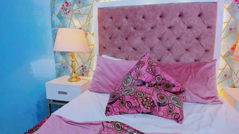 SalomeeRay's Streamate show and profile