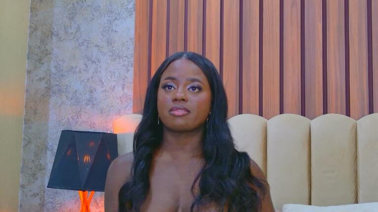 EmmyMonroe's Streamate show and profile