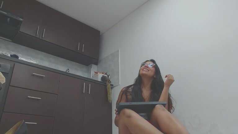 LunaDumont's Streamate show and profile