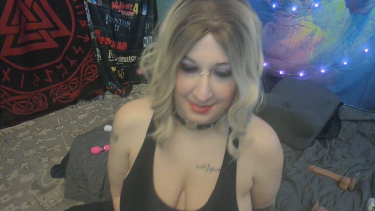 ShaeWednesday's Streamate show and profile