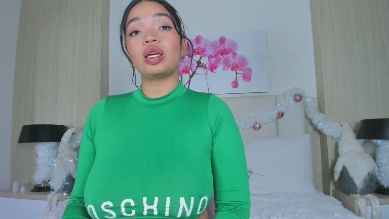 LilyyFox's Streamate show and profile