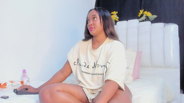 RoxanaBlanche's Streamate show and profile