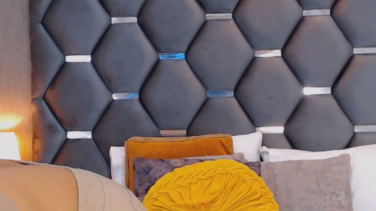 MelodyCarson's Streamate show and profile