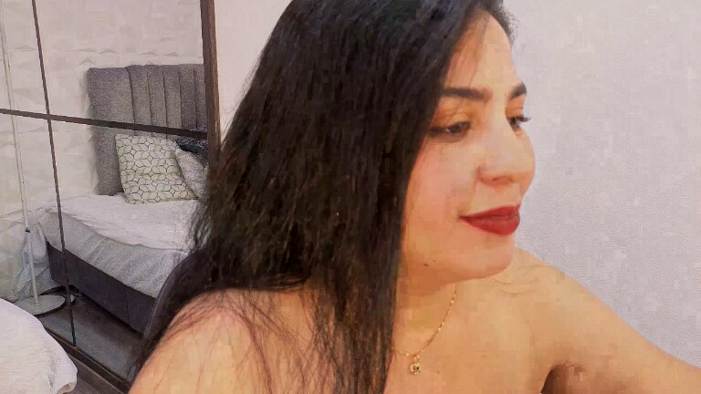 LauraCastaneda's Streamate show and profile