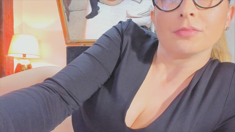 arabellashiny's Streamate show and profile