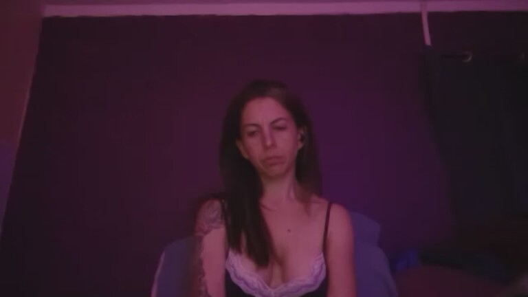 InkedNerdyNaughty's Streamate show and profile