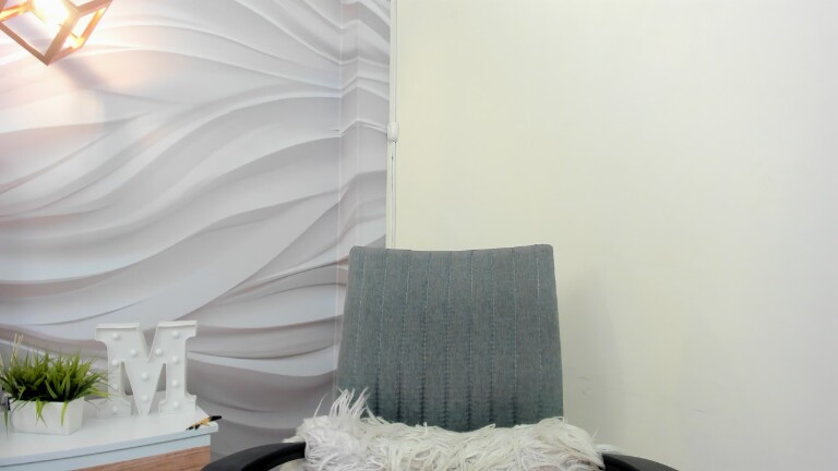 Martina_conor's Streamate show and profile