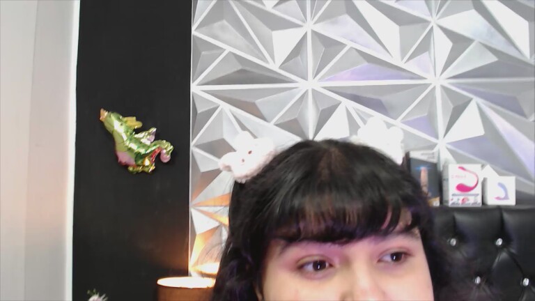 EmmaLush's Streamate show and profile