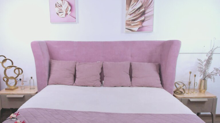 DemiLinda's Streamate show and profile