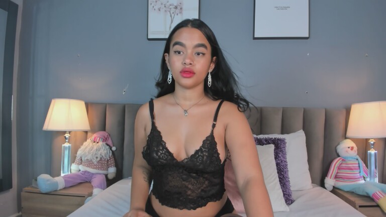 LorenaGrey's Streamate show and profile
