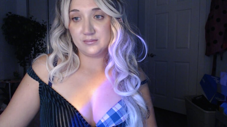 GoddessEmmy's Streamate show and profile