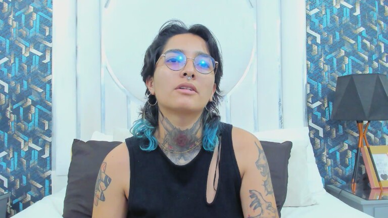 AmyRavens's Streamate show and profile