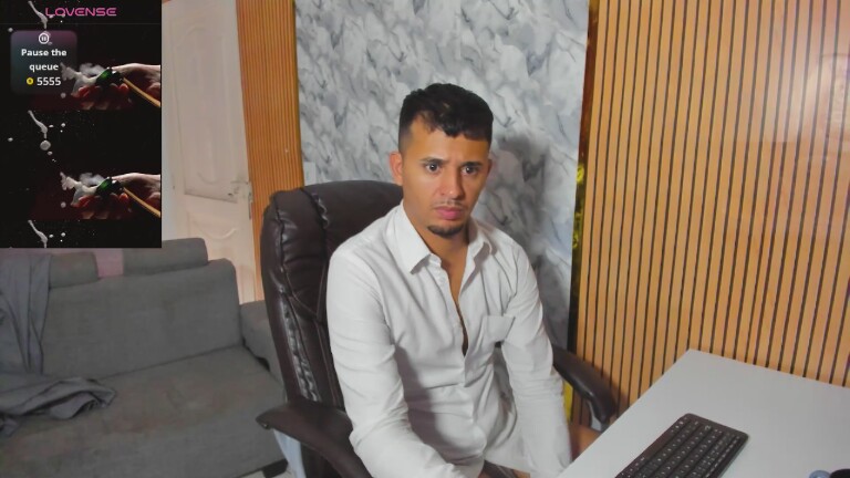 George_Collins's Streamate show and profile