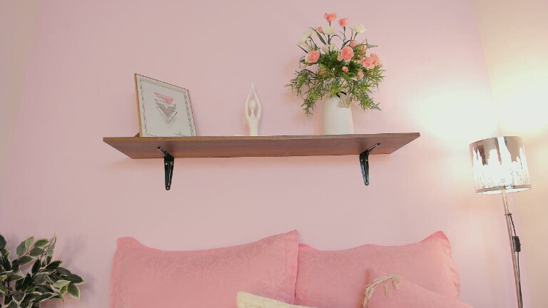 SaraFernandez's Streamate show and profile