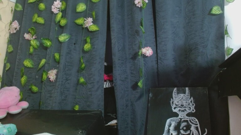 LilianDoll's Streamate show and profile