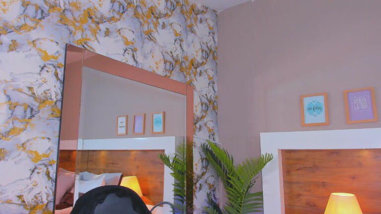 EvaPortmann's Streamate show and profile