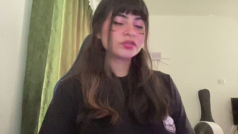 Annacrowe's Streamate show and profile