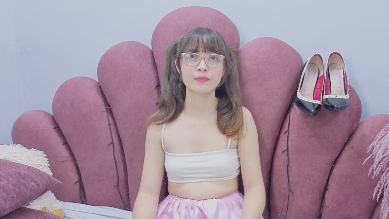 ISABELLAJHONS's Streamate show and profile