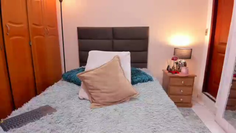 PaulinaAmber's Streamate show and profile