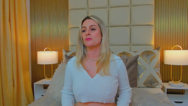 AinhoaBaker's Streamate show and profile