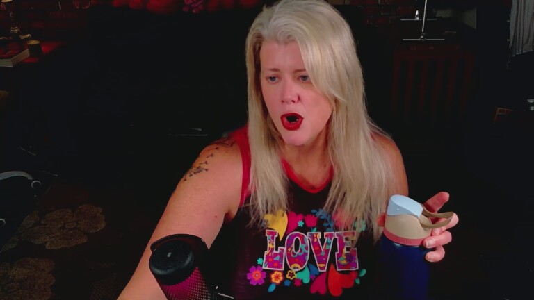 Alicescuriosity's Streamate show and profile