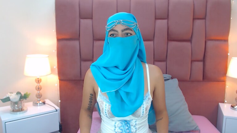 Samira_Al_Hadi's Streamate show and profile