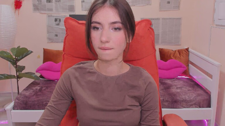 SarahTray's Streamate show and profile