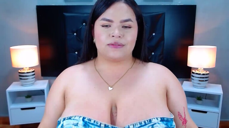 Natalia_Joseph's Streamate show and profile