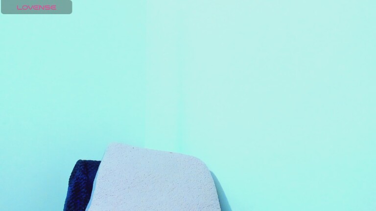 mellanie28's Streamate show and profile