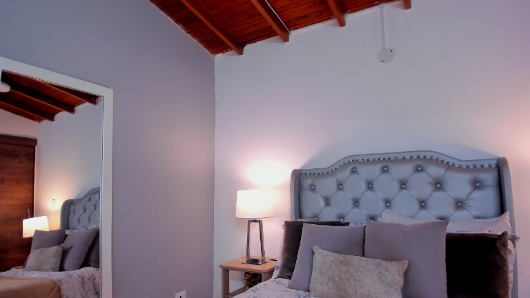 NiaMoon's Streamate show and profile